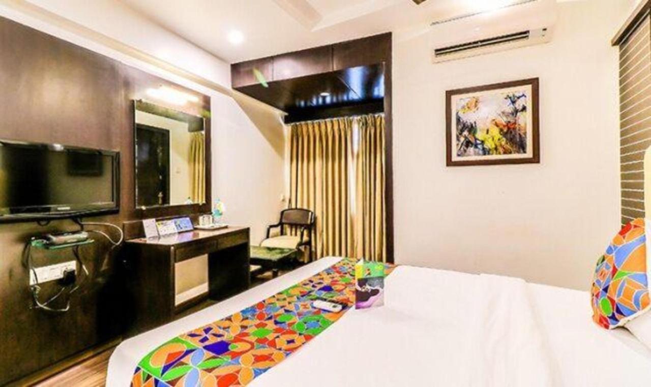 Fabhotel Blue Diamond Turambhe Exterior photo